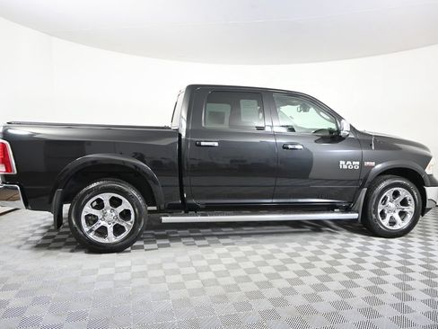 Used 2016 RAM 1500 Laramie w/ Convenience Group AWD/4WD image 8