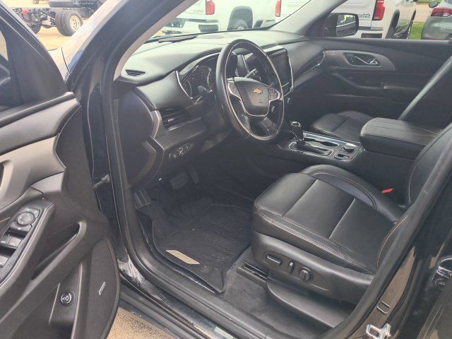 Used 2019 Chevrolet Traverse LT w/ LT Premium Package AWD/4WD image 16