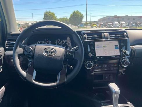 Used 2022 Toyota 4Runner TRD Pro AWD/4WD image 27