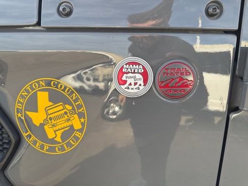 Used 2021 Jeep Wrangler Unlimited Rubicon w/ Xtreme Recon 35" Tire Package image 12