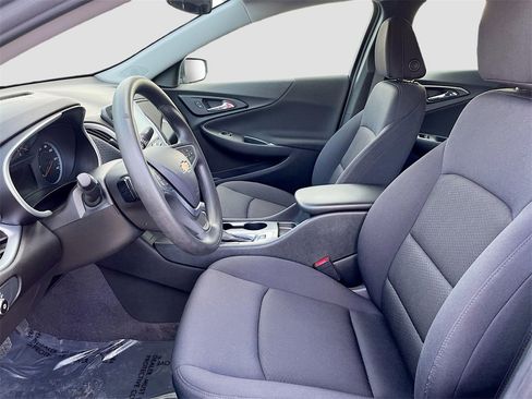 Used 2023 Chevrolet Malibu LS image 19