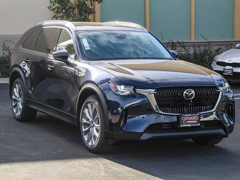 New 2026 MAZDA CX-90 Plug-In Hybrid w/ Preferred image 3