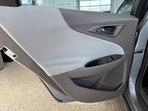 Used 2023 Chevrolet Malibu LS image 24