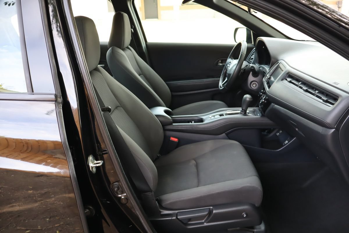 Used 2019 Honda HR-V Sport image 21