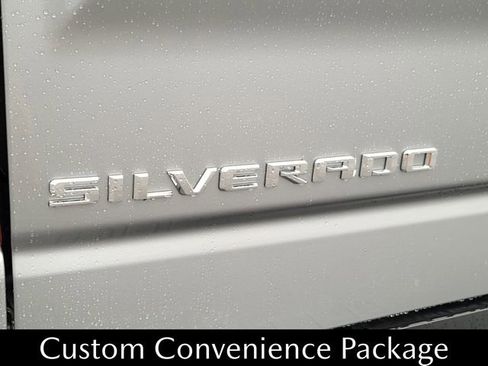 Used 2023 Chevrolet Silverado 1500 Custom image 10