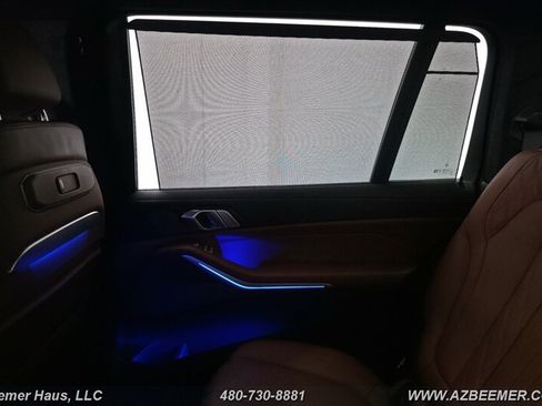 Used 2024 BMW X7 xDrive40i w/ M Sport Package AWD/4WD image 18