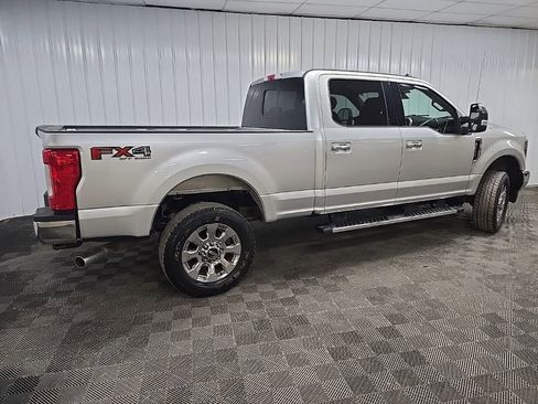 Used 2019 Ford F250 Lariat w/ Lariat Ultimate Package image 3