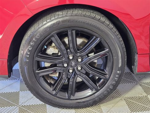 Used 2021 Ford Edge ST-Line image 5