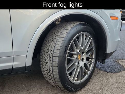 Used 2018 Porsche Cayenne Platinum Edition image 16