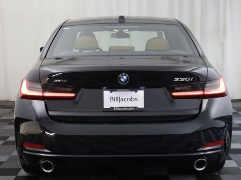 New 2026 BMW 330i xDrive Sedan w/ Premium Package AWD/4WD image 16