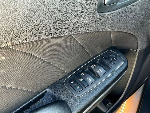 Used 2023 Dodge Charger SXT image 39