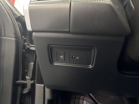 Used 2016 Land Rover Range Rover Sport HST AWD/4WD image 11