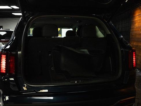 Used 2023 Kia Sorento EX image 7