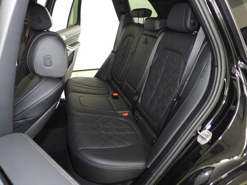 Used 2026 BMW X5 xDrive40i w/ M Sport Package AWD/4WD image 21
