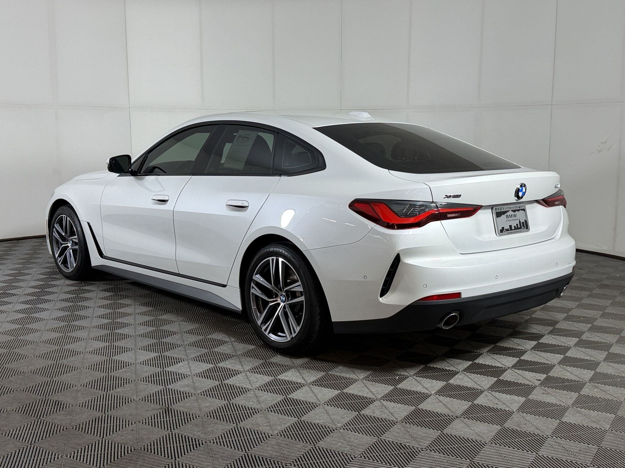 Used 2023 BMW 430i Gran Coupe xDrive w/ M Sport Package AWD/4WD image 3