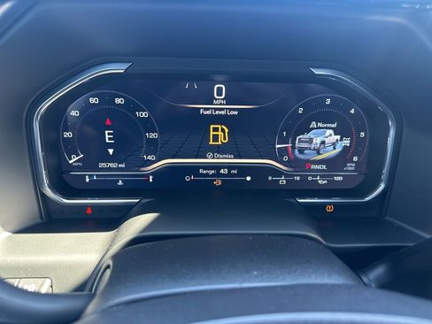 Used 2024 GMC Sierra 3500 AT4 w/ Technology Package image 9