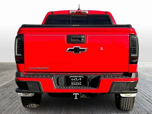 Used 2019 Chevrolet Colorado Z71 image 4