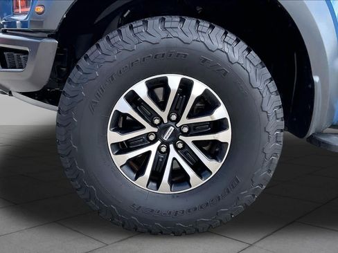 Used 2019 Ford F150 Raptor w/ Equipment Group 802A Luxury AWD/4WD image 11