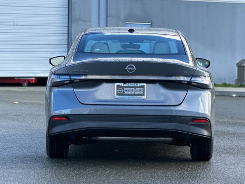 New 2026 Nissan Sentra SL w/ Floor Mat Package image 5