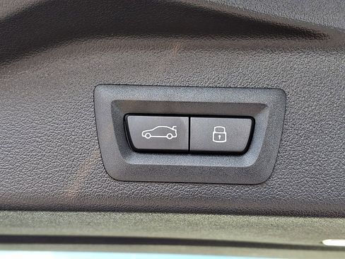 Used 2026 BMW X5 xDrive40i w/ Climate Comfort Package image 32