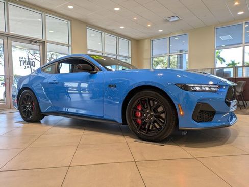 Certified 2025 Ford Mustang GT image 2