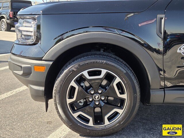 Certified 2023 Ford Bronco Sport Outer Banks w/ Tech Package AWD/4WD image 10