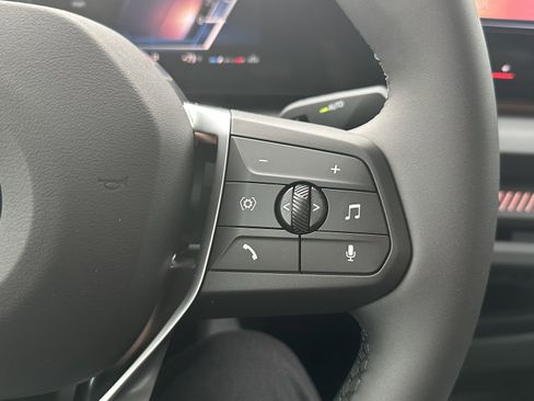 Used 2026 BMW 228i xDrive w/ Technology Package image 18