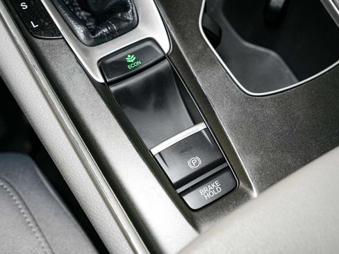 Used 2020 Honda Accord LX image 21