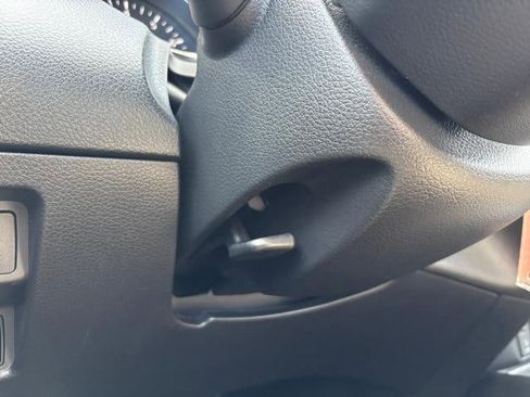 Used 2017 Nissan Rogue S image 24