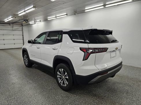 New 2026 Chevrolet Equinox LT w/ Safety and Technology Package FWD image 7