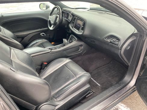 Used 2017 Dodge Challenger GT w/ Driver Convenience Group image 22