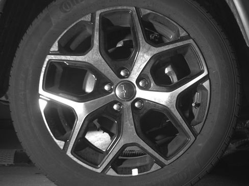 Used 2025 Jeep Compass Limited image 15