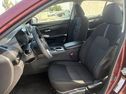 Used 2025 Nissan Sentra SV FWD image 24