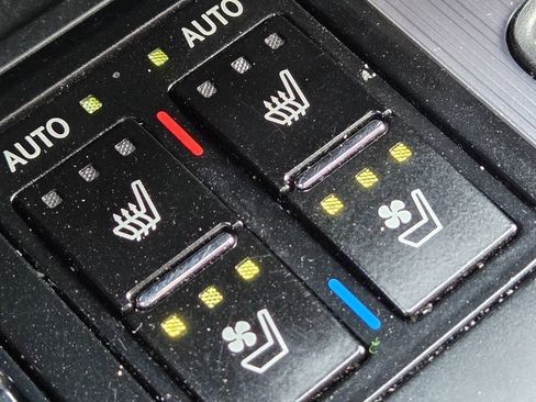 Used 2021 Lexus RX 450h F Sport w/ Cold Weather Package (CT) AWD/4WD image 11
