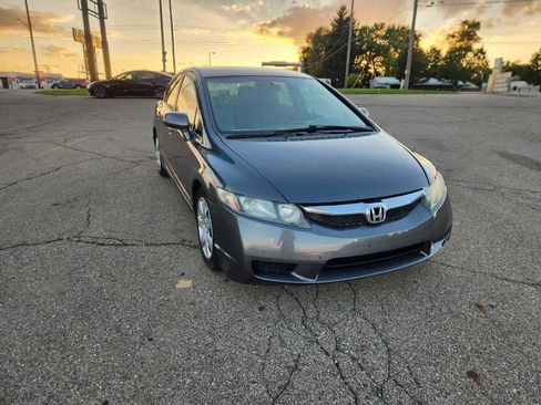 Used 2009 Honda Civic LX image 2