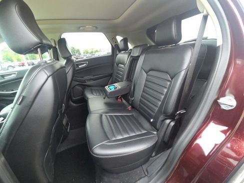 Used 2024 Ford Edge SEL w/ Convenience Package AWD/4WD image 17