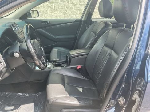 Used 2010 Nissan Altima 2.5 SL w/ SL Pkg FWD image 10