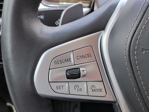 Used 2026 BMW X7 xDrive40i AWD/4WD image 27