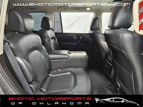 Used 2022 Nissan Armada SL w/ Captain's Chairs Package AWD/4WD image 3