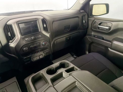 Used 2019 Chevrolet Silverado 1500 Custom Trail Boss w/ Custom Convenience Package AWD/4WD image 22