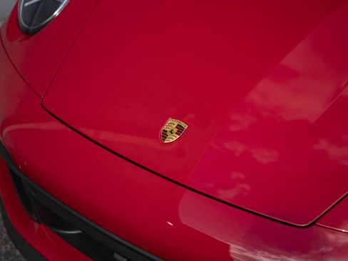 Used 2023 Porsche 911 Carrera 4S image 18