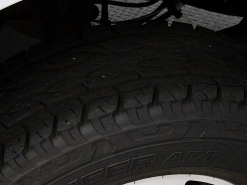 Certified 2020 Ford F150 XL w/ Equipment Group 101A Mid image 19