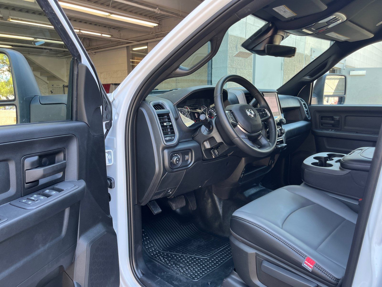 New 2026 RAM 2500 Tradesman w/ Chrome Appearance Group AWD/4WD image 10