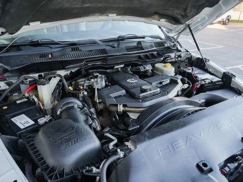 Used 2015 RAM 3500 Laramie image 31