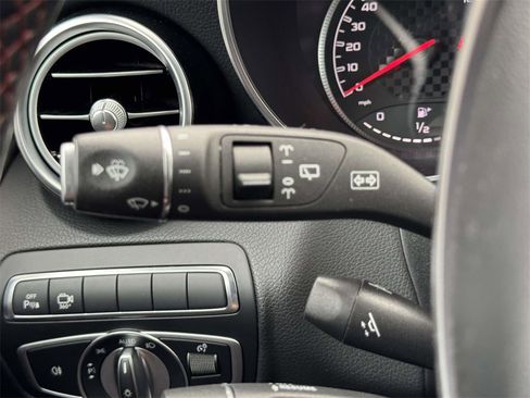 Used 2018 Mercedes-Benz GLC 43 AMG 4MATIC image 19