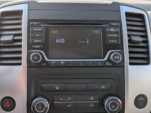 Used 2018 Nissan Frontier S RWD image 12