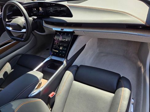 Used 2024 Lucid Air Touring AWD/4WD image 20