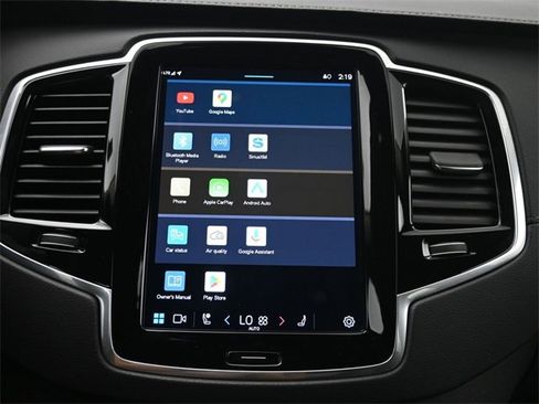 Used 2023 Volvo XC90 B6 Ultimate w/ Protection Package Premier image 20