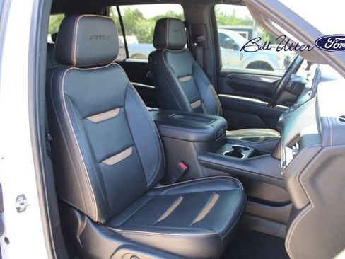 Used 2022 GMC Yukon AT4 AWD/4WD image 10