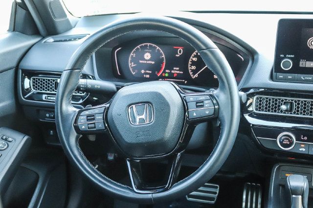 Used 2025 Honda Civic Sport image 16
